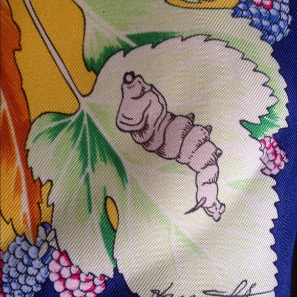 STUNNING SILK HERMÈS L'ARBRE DE SOIE SCARF - Picture 3 of 7